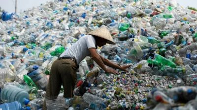Each Vietnamese person consumes an average of 41 kg of plastic a year