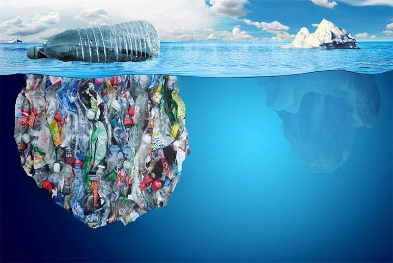 Bạn có biết đến 94% rác thải nhựa tập trung ở đáy đại dương chứ không phải trên bề mặt? (Nguồn ảnh: elregio.com)
