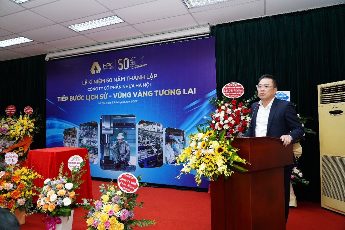 Chủ tịch HĐQT An Phát Holdings Phạm Ánh Dương phát biểu tại Lễ kỉ niệm 50 thành lập HPC.