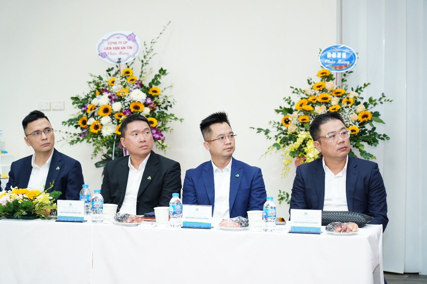 Ban Lãnh đạo Tập đoàn An Phát Holdings tham dự sự kiện.